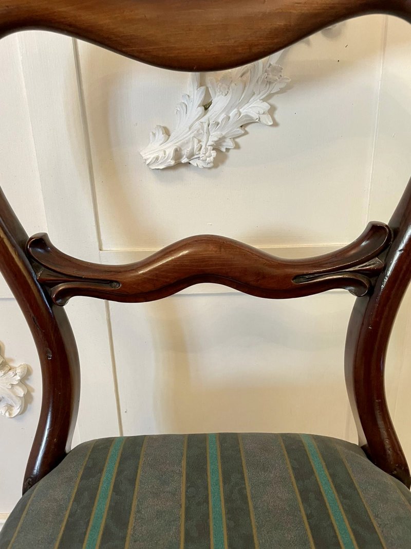 Quality Antique Victorian Mahogany Set of Four Dining Chairs - Image 8